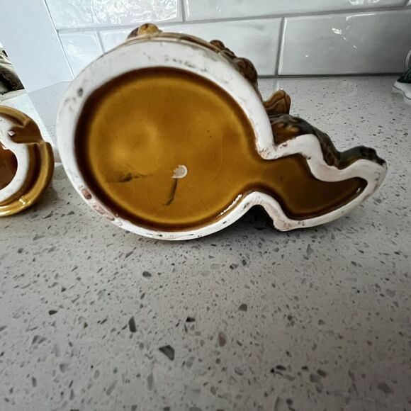 Vintage Kitschy Honey Bear Beehive Honey Ceramic Pot Jar Server w/Spoon - Picture 8 of 8